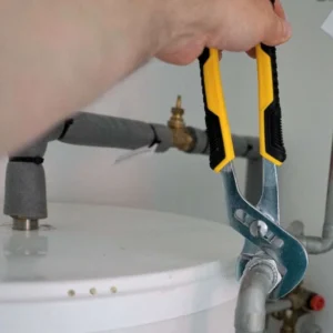 Solving Persistent Leaks Quickly with a Skilled plumber farmington hills